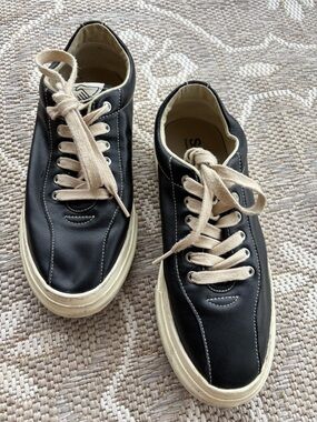S.W.C. Stepney Workers Club black leather sneakers Sz 39